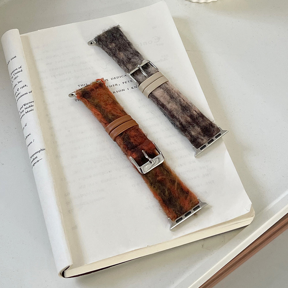 For Apple Watch Series 9 8 7 41mm / 6 5 4 SE (2022) SE (2023) SE 40mm / 3 2 1 38mm Plush+Leather Watch Strap - Reddish Brown For Apple Watch Series 9 8 7 41mm / 6 5 4 SE (2022) SE (2023) SE 40mm / 3 2 1 38mm Plush+Leather Watch Strap - Reddish Brown